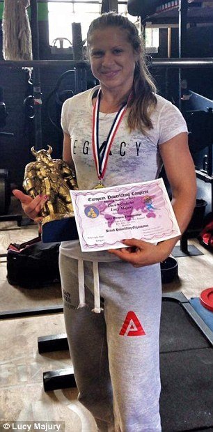 Μισούσε τη γυμναστική και τώρα είναι «φέτες»- Tο CrossFit της άλλαξε τη ζωή [εικόνες & βίντεο] | iefimerida.gr 3