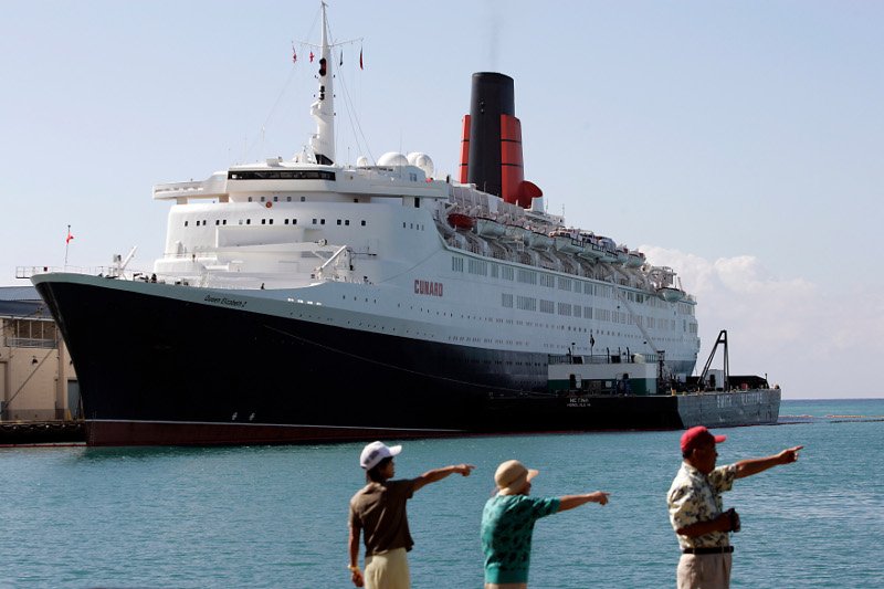 Ξενοδοχείο στο Ντουμπάι έγινε το ιστορικό κρουαζιερόπλοιο Queen Elizabeth II [εικόνες] | iefimerida.gr 0