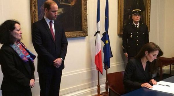 Γουίλιαμ και Κέιτ Μίντλετον στα μαύρα γράφουν μήνυμα συμπαράστασης για τα θύματα στο Παρίσι [εικόνες] | iefimerida.gr 5
