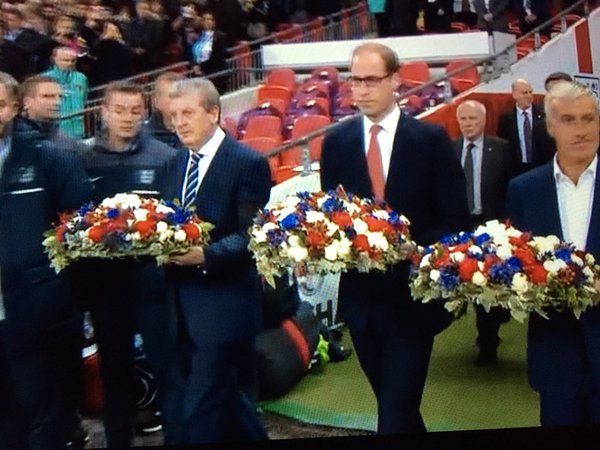 Παγκόσμια συγκίνηση στο Λονδίνο: Ολο το Γουέμπλεϊ τραγούδησε την Μασσαλιώτιδα [εικόνες & βίντεο] | iefimerida.gr 4