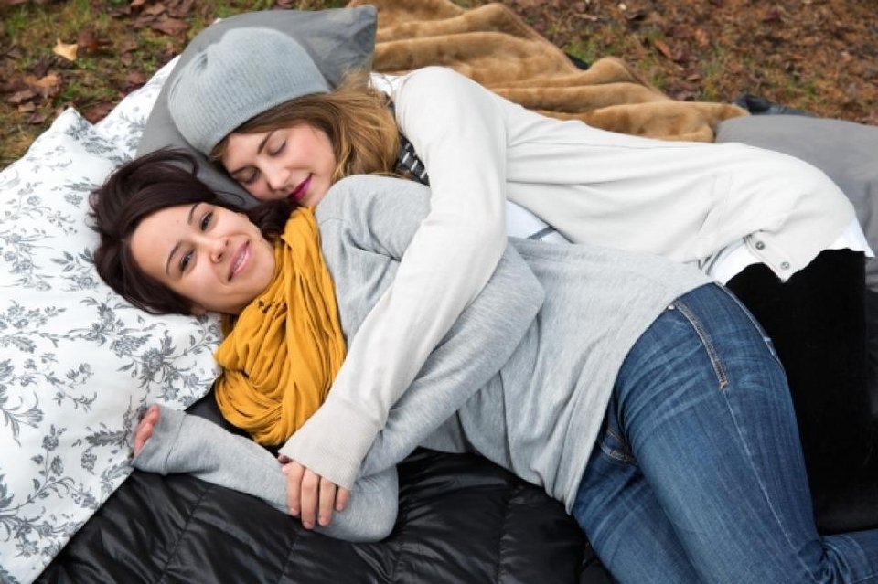 Αγκαλιές επί πληρωμή: Ενα πρωτότυπο στούντιο στο Πόρτλαντ [εικόνες] | iefimerida.gr 5