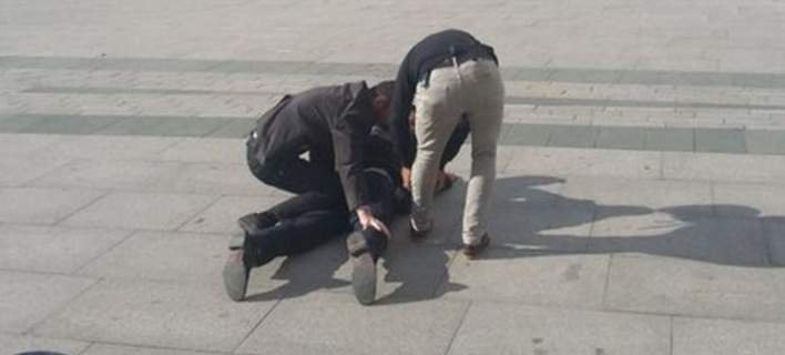 Αποκάλυψη: Σώθηκε από τη γυναίκα του ο αρχισυντάκτης της Cumhuriyet [εικόνες] | iefimerida.gr 0