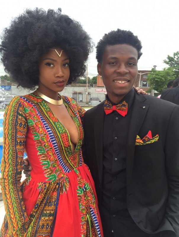 Από θύμα ρατσισμού βασίλισσα του χορού - Το φόρεμα που σχεδίασε για να υμνήσει την καταγωγή της [εικόνες] | iefimerida.gr 4