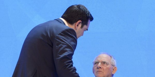 Δείτε καρέ-καρέ το τετ α τετ Τσίπρα-Σόιμπλε στο Νταβός -Στα παρασκήνια του πάνελ [εικόνες] | iefimerida.gr 2