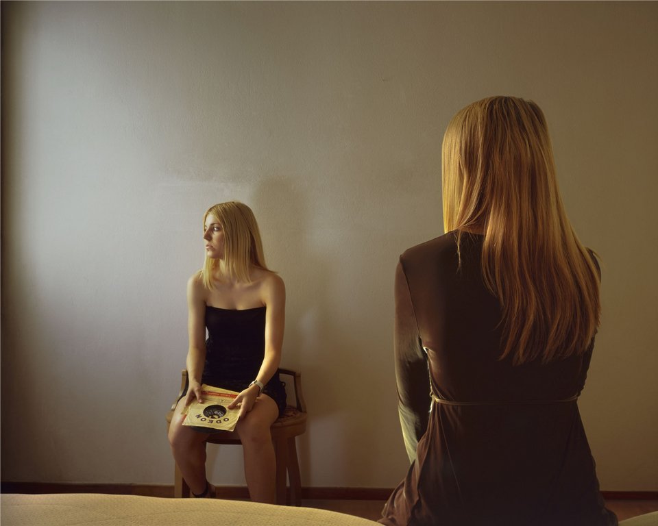 Η Εκλεκτική Κληρονομιά της Δήμητρας Λαζαρίδου - Φωτογραφίες δράσης με πρώτο πλάνο τη φιγούρα [εικόνες] | iefimerida.gr 2