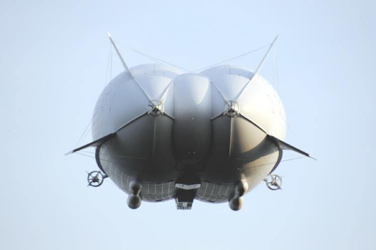 Αυτό είναι το μεγαλύτερο αερόπλοιο στον κόσμο -Βρέθηκε για πρώτη φορά στον αέρα την Παρασκευή [εικόνες]  | iefimerida.gr 5