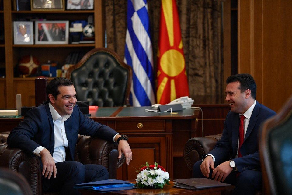 Ο Αλέξης Τσίπρας στα Σκόπια -Οι selfies με τον Ζάεφ | iefimerida.gr 6