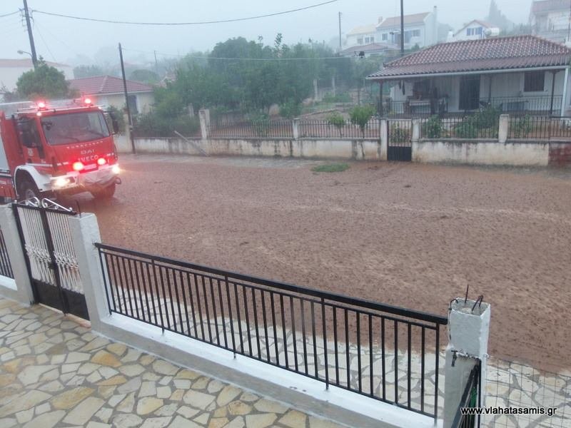 Εικόνες βιβλικής καταστροφής στην Κεφαλονιά από την κακοκαιρία [εικόνες] | iefimerida.gr 13