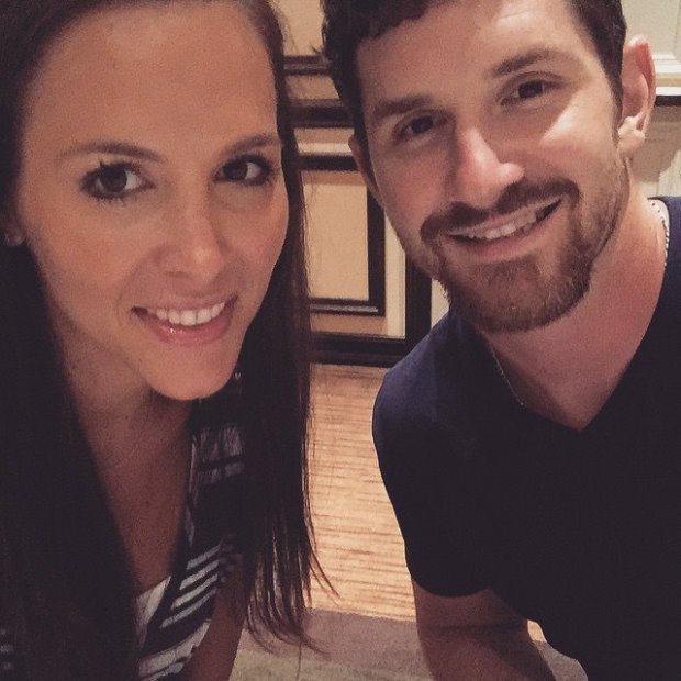 Μοναδικός σύζυγος -Ο απίστευτος τρόπος που υποστήριξε τον δημόσιο θηλασμό [εικόνες & βίντεο] | iefimerida.gr 1