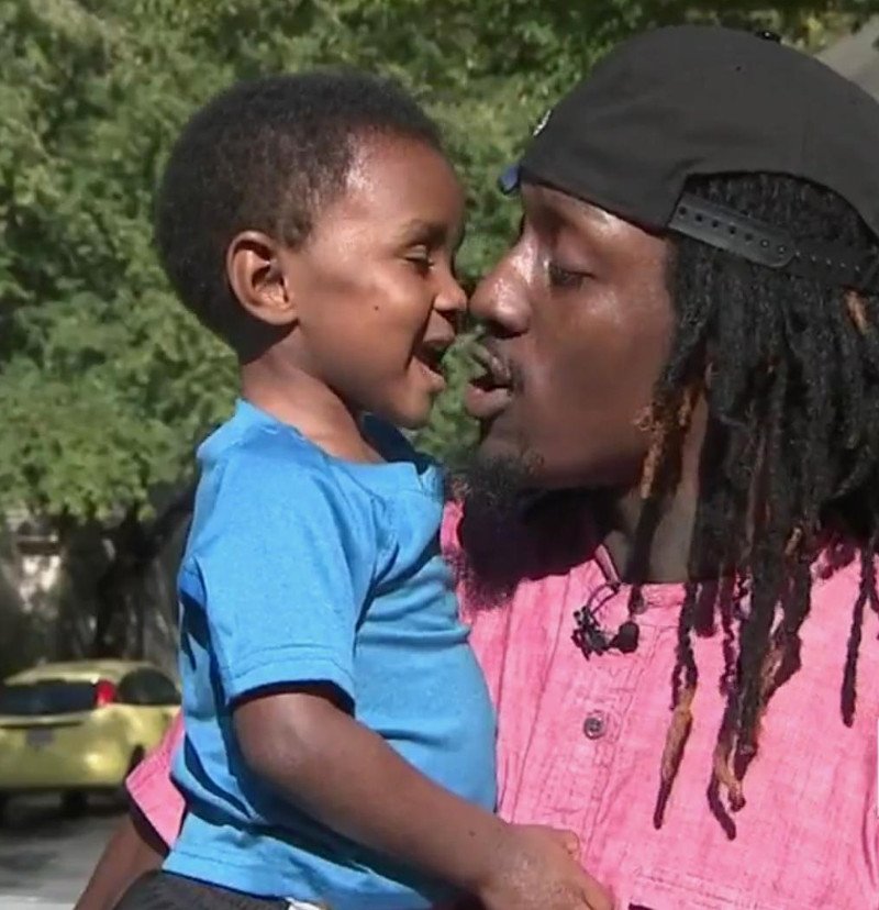 Φρίκη στις ΗΠΑ: Μάνα έριξε σε αναμμένο φούρνο τους 2 γιους της και τους έκαψε ζωντανούς [εικόνες & βίντεο] | iefimerida.gr 3