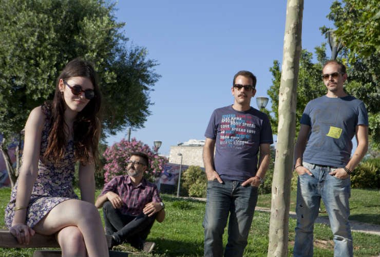  Daphne and the Fuzz – Το ελληνικό vintage pop συγκρότημα που σχηματίστηκε στο ωδείο [βίντεο] | iefimerida.gr 0