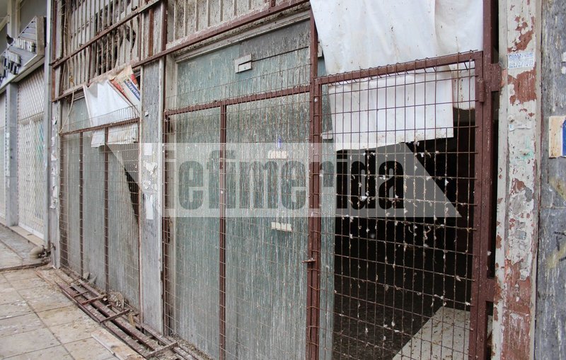 Το iefimerida στην πολυκατοικία-«φάντασμα» στο μετρό του Αγίου Ιωάννη –20 χρόνια ερειπωμένη, έγινε εστία μόλυνσης [εικόνες] | iefimerida.gr 4