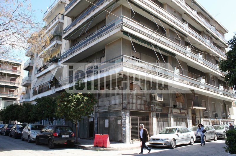 Το iefimerida στην πολυκατοικία-«φάντασμα» στο μετρό του Αγίου Ιωάννη –20 χρόνια ερειπωμένη, έγινε εστία μόλυνσης [εικόνες] | iefimerida.gr 0