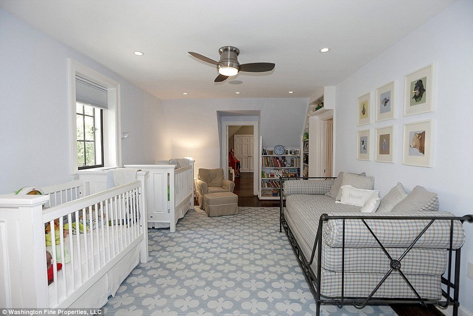 Αυτό είναι το σπίτι που θα ζήσουν οι Ομπάμα όταν φύγουν από τον Λευκό Οίκο -Εκπληκτικός πύργος του 1928  [εικόνες] | iefimerida.gr 16