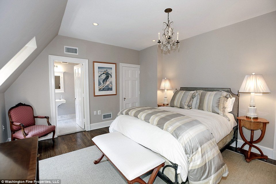 Αυτό είναι το σπίτι που θα ζήσουν οι Ομπάμα όταν φύγουν από τον Λευκό Οίκο -Εκπληκτικός πύργος του 1928  [εικόνες] | iefimerida.gr 18