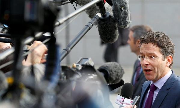 Με το όπλο παρά πόδα υποδέχτηκαν τον Βαρουφάκη στο Eurogroup | iefimerida.gr 6