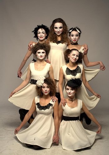 Στην Ουκρανία δεν κάνουν μόνο πόλεμο -Τέχνη, μουσική εκρήγνυνται παντού [εικόνες & βίντεο] | iefimerida.gr 5