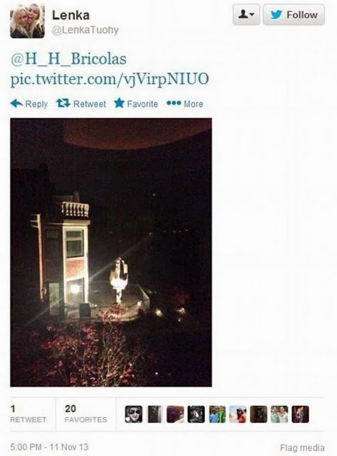 Ανδρας έστησε άγαλμα με υψωμένο το μεσαίο δάχτυλο για την πρώην του [εικόνες] | iefimerida.gr 1