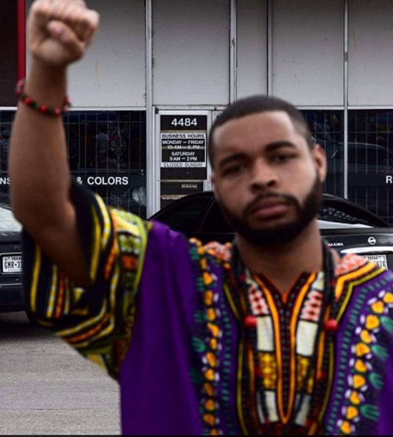 Αυτός είναι ένας από τους ελεύθερους σκοπευτές που έσπειραν τον θάνατο στο Ντάλας [εικόνες] | iefimerida.gr 2