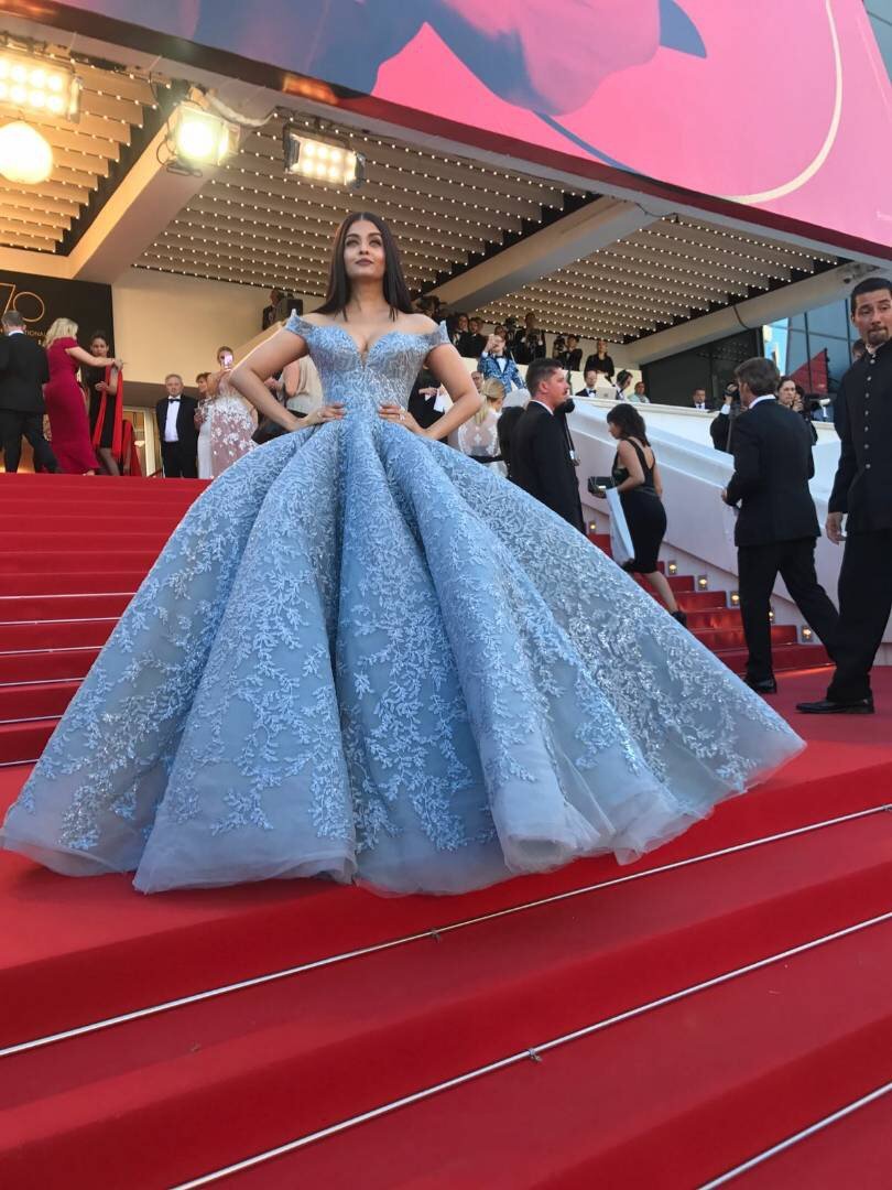 Κάννες: Η σούπερ σταρ του Bollywood που θα μείνει στην ιστορία του Φεστιβάλ [εικόνες] | iefimerida.gr 1