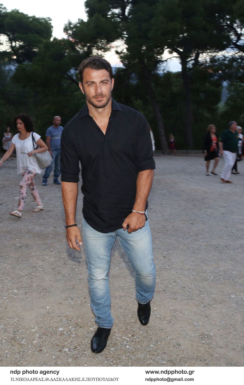 Ο Ντάνος στην Επίδαυρο -Πήγε να παρακολουθήσει παράσταση [εικόνες] | iefimerida.gr 2