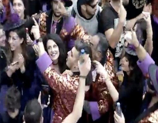 Στο ρεθυμνιώτικο καρναβάλι έγινε και πρόταση γάμου [εικόνες] | iefimerida.gr 5