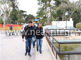 Αυτός είναι ο δάσκαλος που κατηγορείται για ασέλγεια σε 8χρονο κορίτσι [εικόνες] | iefimerida.gr 2