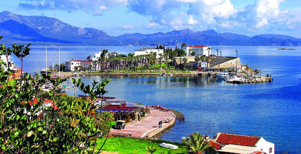 Μια υπέροχη γωνιά της Ελλάδας στους 4 ασυνήθιστους προορισμούς της Μεσογείου για γιοτ [εικόνες] | iefimerida.gr 11