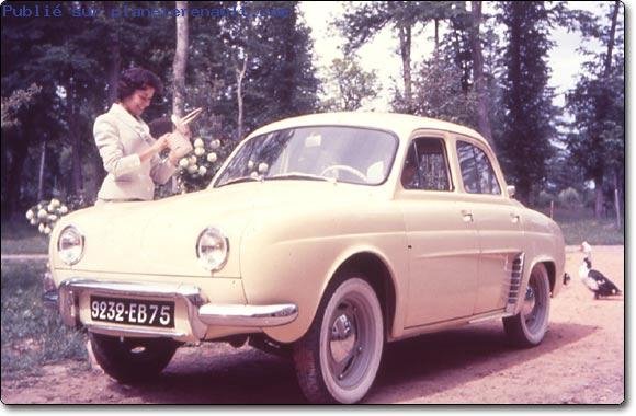 Η γυναίκα που έβαλε χρώμα στα αυτοκίνητα Renault [εικόνες] | iefimerida.gr 9