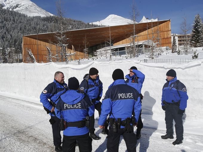 Κροίσοι, πολιτικοί και ποπ σταρ: 1.700 ιδιωτικά τζετ θα προσγειωθούν στο Νταβός μεταφέροντας δισεκατομμυριούχους [εικόνες] | iefimerida.gr 7