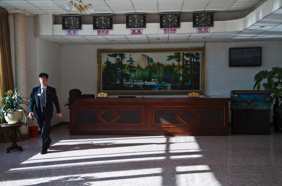 Στο άβατο της Βόρειας Κορέας -Συγκλονιστικές φωτογραφίες από τη χώρα του Κιμ Γιονγκ Ουν όπου βασιλεύουν ο φόβος και η λογοκρισία [εικόνες]  | iefimerida.gr 13