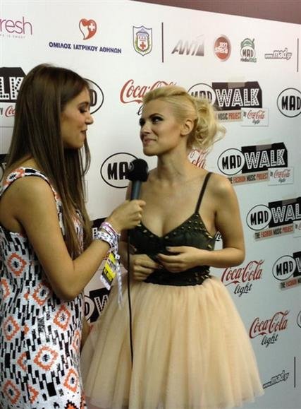 Οι πιο καυτές εμφανίσεις του χθεσινού MadWalk - Ποια βγήκε μέσα από τούρτα [εικόνες+βίντεο]  | iefimerida.gr 7