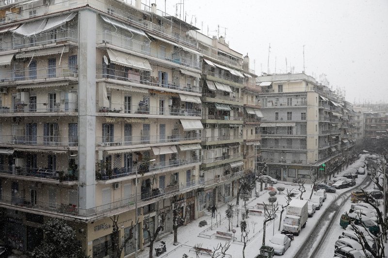 Θεσσαλονίκη: Μεγάλα προβλήματα από τη χιονόπτωση [εικόνες & βίντεο] | iefimerida.gr 1