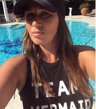 Παράτησε τη δουλειά της και έγινε... γοργόνα -Η ιστορία μιας γυναίκας που τόλμησε να ζήσει το όνειρό της [εικόνα]  | iefimerida.gr 4