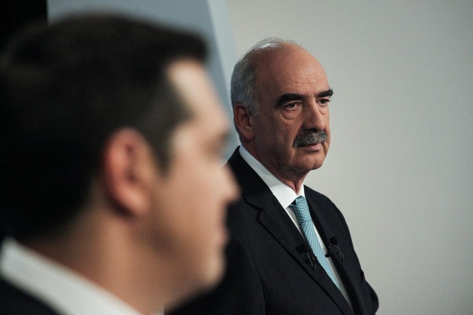 Νέες φωτογραφίες από το παρασκήνιο του ντιμπέιτ [εικόνες] | iefimerida.gr 6