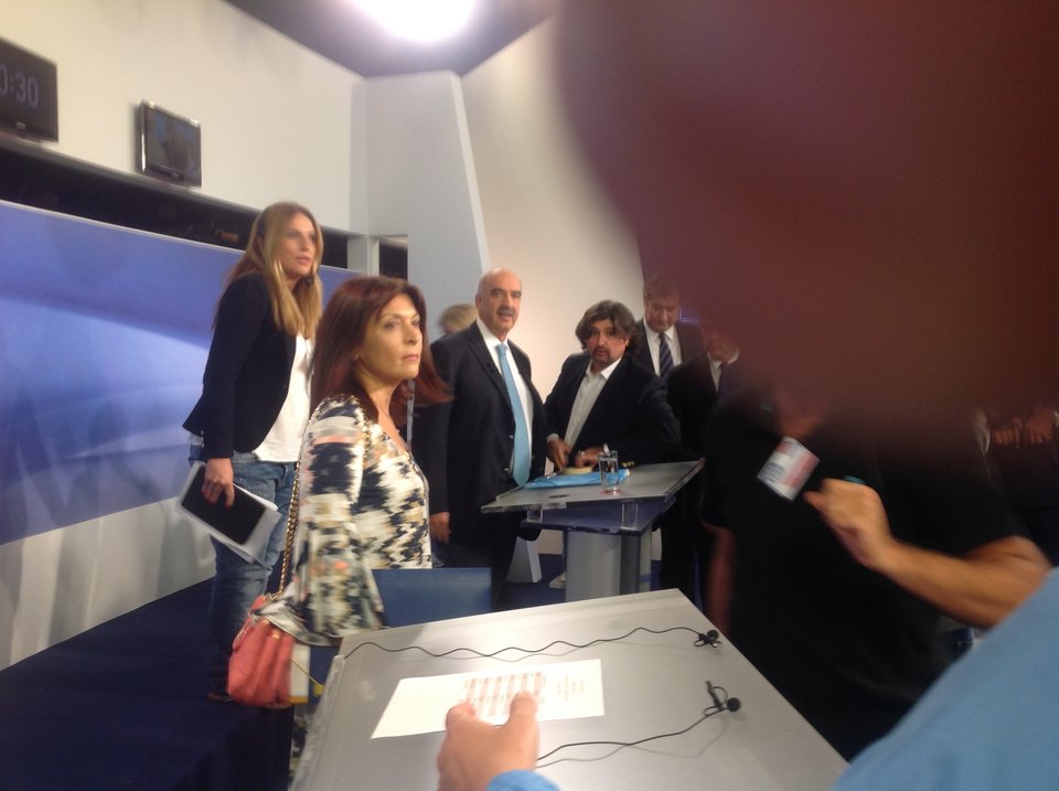 Παρασκήνιο: Τσίπρας-Μεϊμαράκης πήγαν να χαιρετηθούν, αλλά δεν τα κατάφεραν [εικόνες & βίντεο] | iefimerida.gr 8