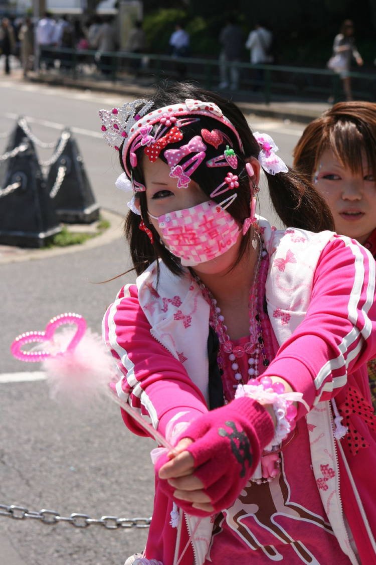 Οταν η μόδα ξεφεύγει: Οι τρελές τάσεις της Ιαπωνίας που κάνουν τους νέους ζωντανά καρτούν [εικόνες] | iefimerida.gr 4