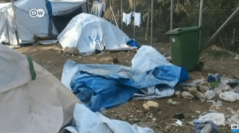 Η DW στον καταυλισμό της Σάμου: Σκηνές χωρίς θέρμανση και σκουπίδια παντού [βίντεο] | iefimerida.gr 0