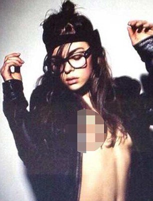 Χαμός με τις ημίγυμνες φωτογραφίες 24χρονης υπουργού της Ουκρανίας [εικόνες] | iefimerida.gr 1