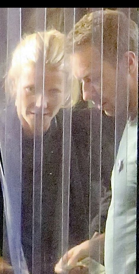 Επανασύνδεση Πάλτροου και Κρις Μάρτιν; -Το δαχτυλίδι και το δείπνο που φούντωσαν τις φήμες [εικόνες]  | iefimerida.gr 0