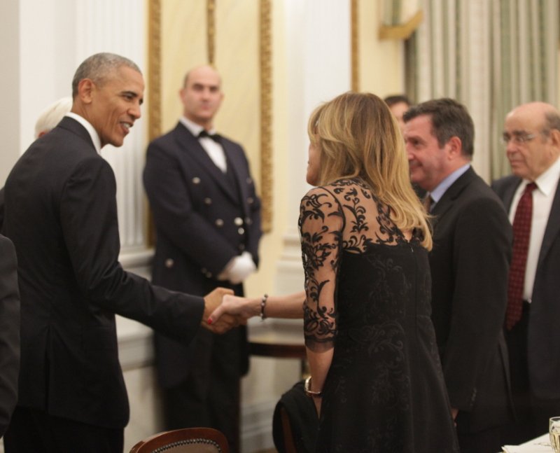 Τα παραλειπόμενα από το δείπνο: Οι selfies Ομπάμα με Τσίπρα, γραμματείς και τον σεφ [εικόνες] | iefimerida.gr 5