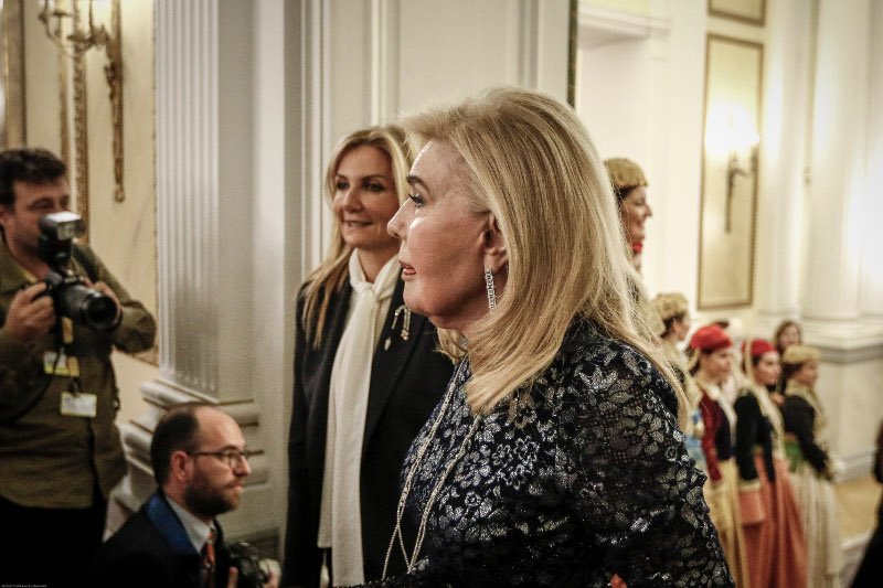 Το παρασκήνιο του δείπνου στο Προεδρικό -Ο αγέλαστος Ερντογάν, τα πηγαδάκια, οι καλοντυμένες κυρίες [εικόνες] | iefimerida.gr 21