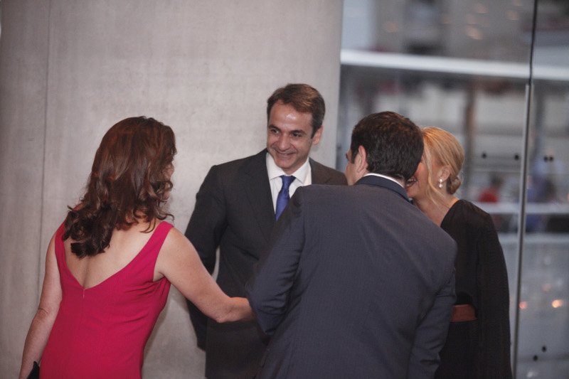 Η Περιστέρα και η Μαρέβα έκλεψαν την παράσταση στο μουσείο της Ακρόπολης [εικόνες] | iefimerida.gr 2