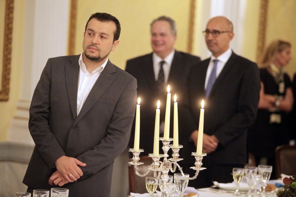 Το παρασκήνιο από το δείπνο με τον Ολάντ [εικόνες]  | iefimerida.gr 10