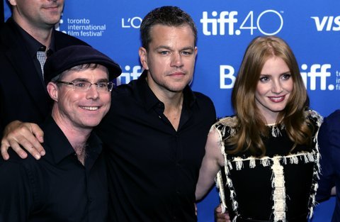  Ματ Ντέιμον: Αγνώριστος στην πρεμιέρα της ταινίας «Διάσωση» [εικόνες]  | iefimerida.gr 2