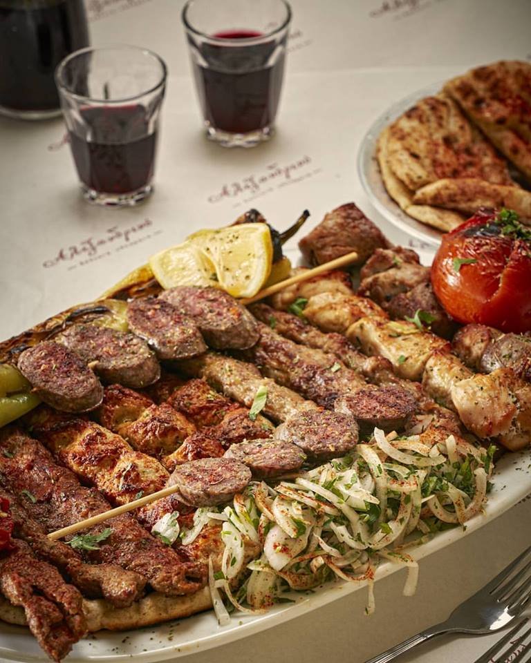 Τσικνοπέμπτη στο σπίτι- Αυτά είναι τα 10 delivery της Αθήνας με τα καλύτερα παϊδάκια, σουβλάκια, κοψίδια [εικόνες] | iefimerida.gr 0