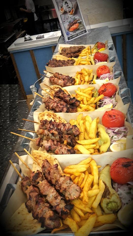 Τσικνοπέμπτη στο σπίτι- Αυτά είναι τα 10 delivery της Αθήνας με τα καλύτερα παϊδάκια, σουβλάκια, κοψίδια [εικόνες] | iefimerida.gr 4