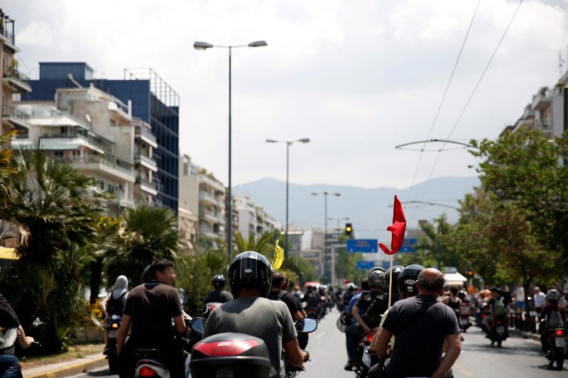 Μοτοπορεία σε όλη την Αθήνα έκαναν οι απεργοί ντελιβεράδες -Τι ζητούν [εικόνες] | iefimerida.gr 13