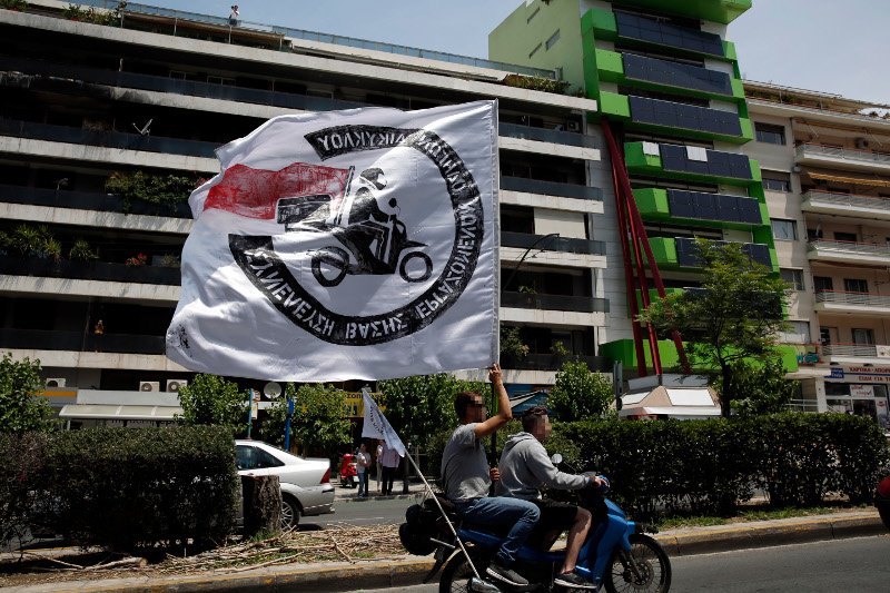 Μοτοπορεία σε όλη την Αθήνα έκαναν οι απεργοί ντελιβεράδες -Τι ζητούν [εικόνες] | iefimerida.gr 14