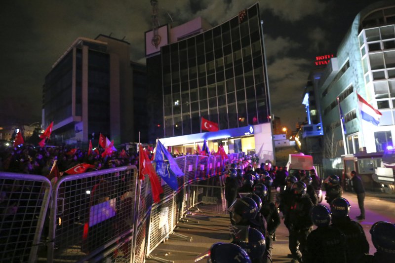Η Ολλανδία εξέδωσε ταξιδιωτική οδηγία για την Τουρκία | iefimerida.gr 2
